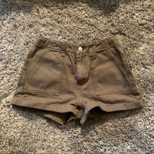 Olive Pacsun Mom shorts 🌸